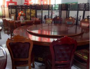 上海饭店(diàn)桌椅回收