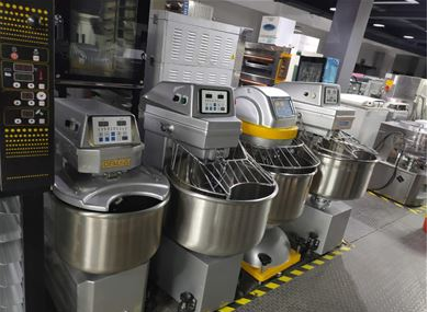 上海二手烘焙设备专业回收高档,面包房设备回收,二手咖啡机回收,二手万能(néng)蒸烤箱回收